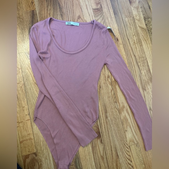 Long Sleeve Mauve Ribbed Zara Bodysuit - Picture 7 of 8